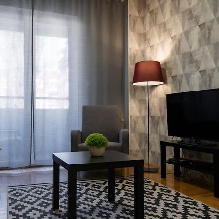 Central Fenix Apartment - Free Private Parking-Fast Wi-Fi Нови-Сад Экстерьер фото