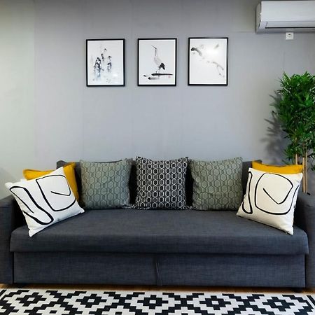 Central Fenix Apartment - Free Private Parking-Fast Wi-Fi Нови-Сад Экстерьер фото