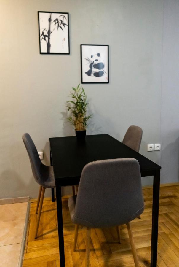 Central Fenix Apartment - Free Private Parking-Fast Wi-Fi Нови-Сад Экстерьер фото